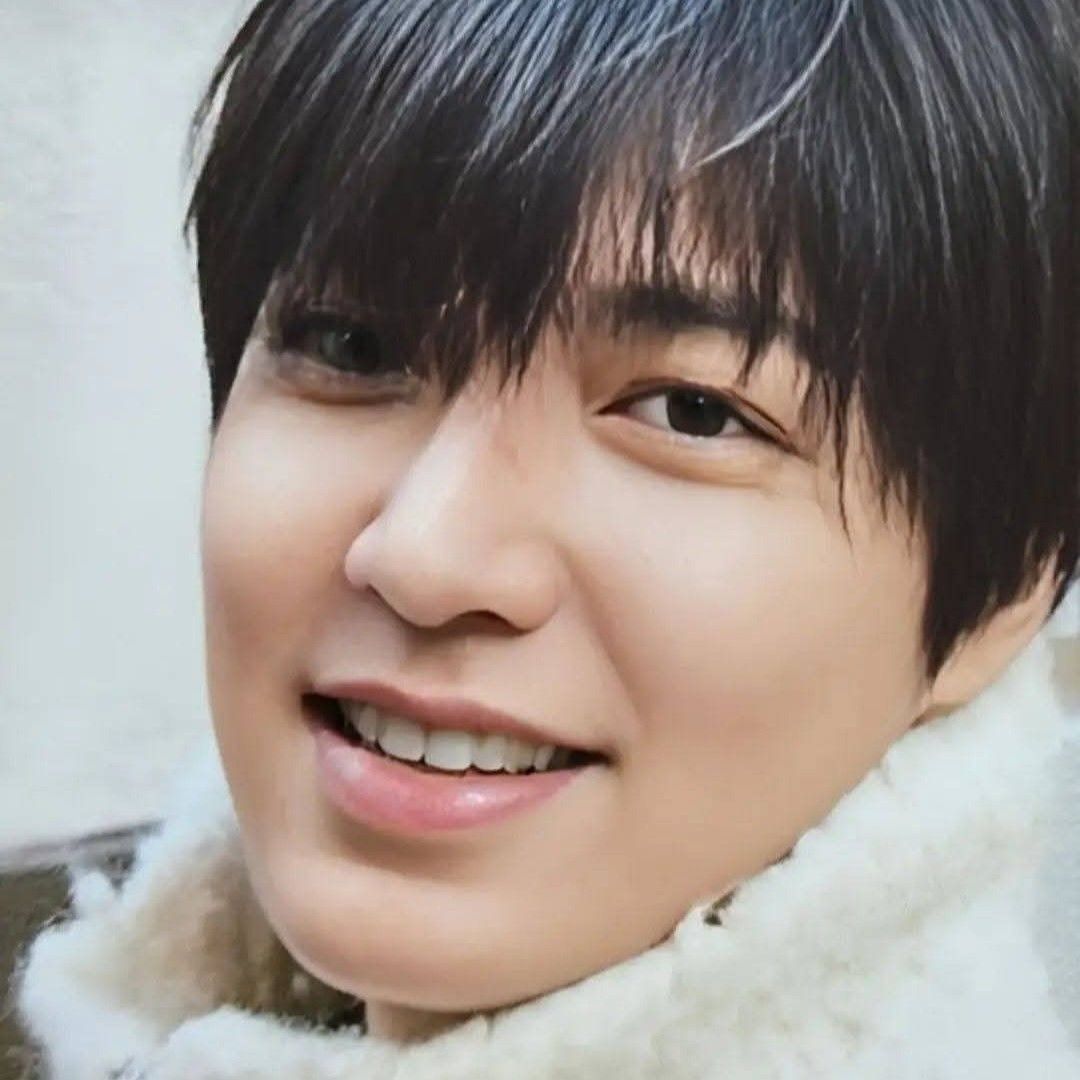 イ・ミンホの最近の活動ショット