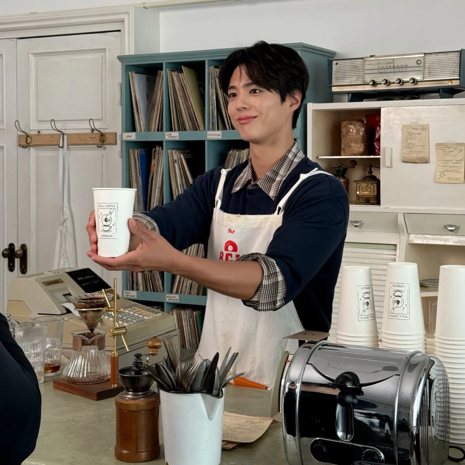 A moment captured by a fan of Park Bogum