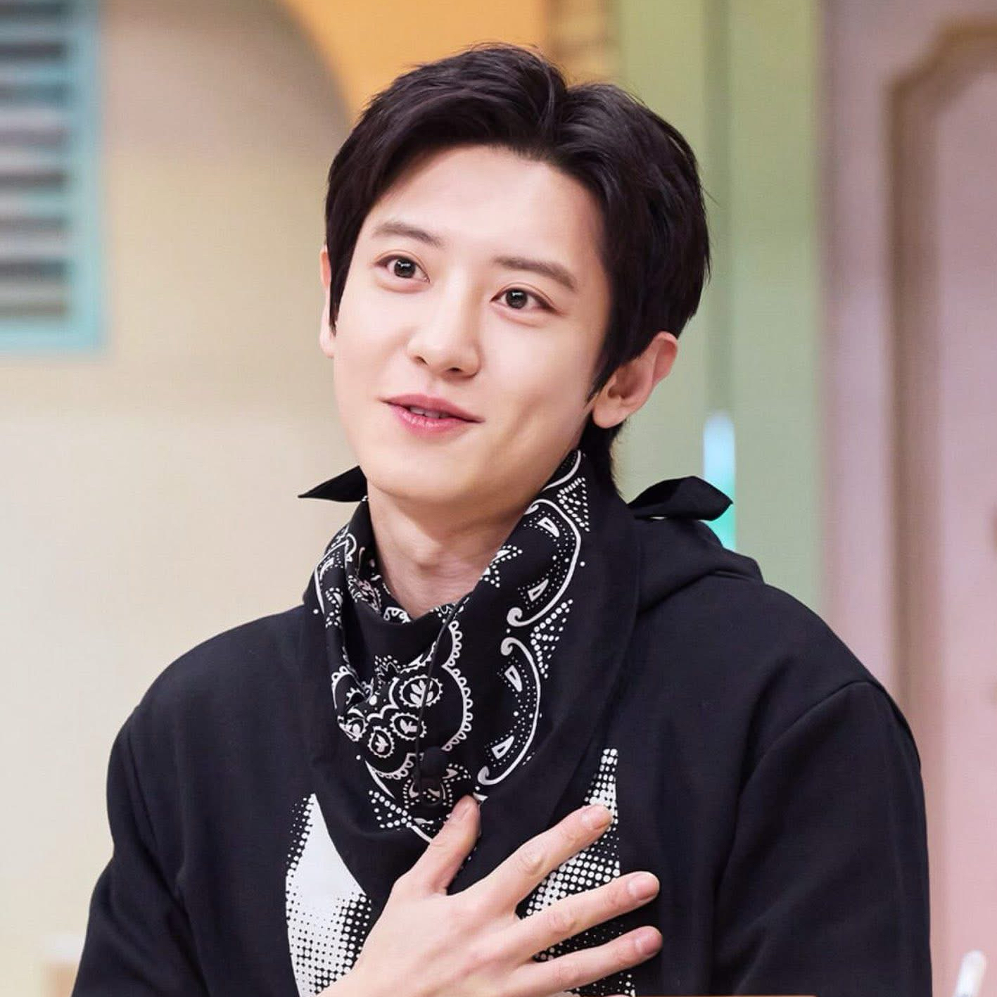 Recent activity shot of Chanyeol