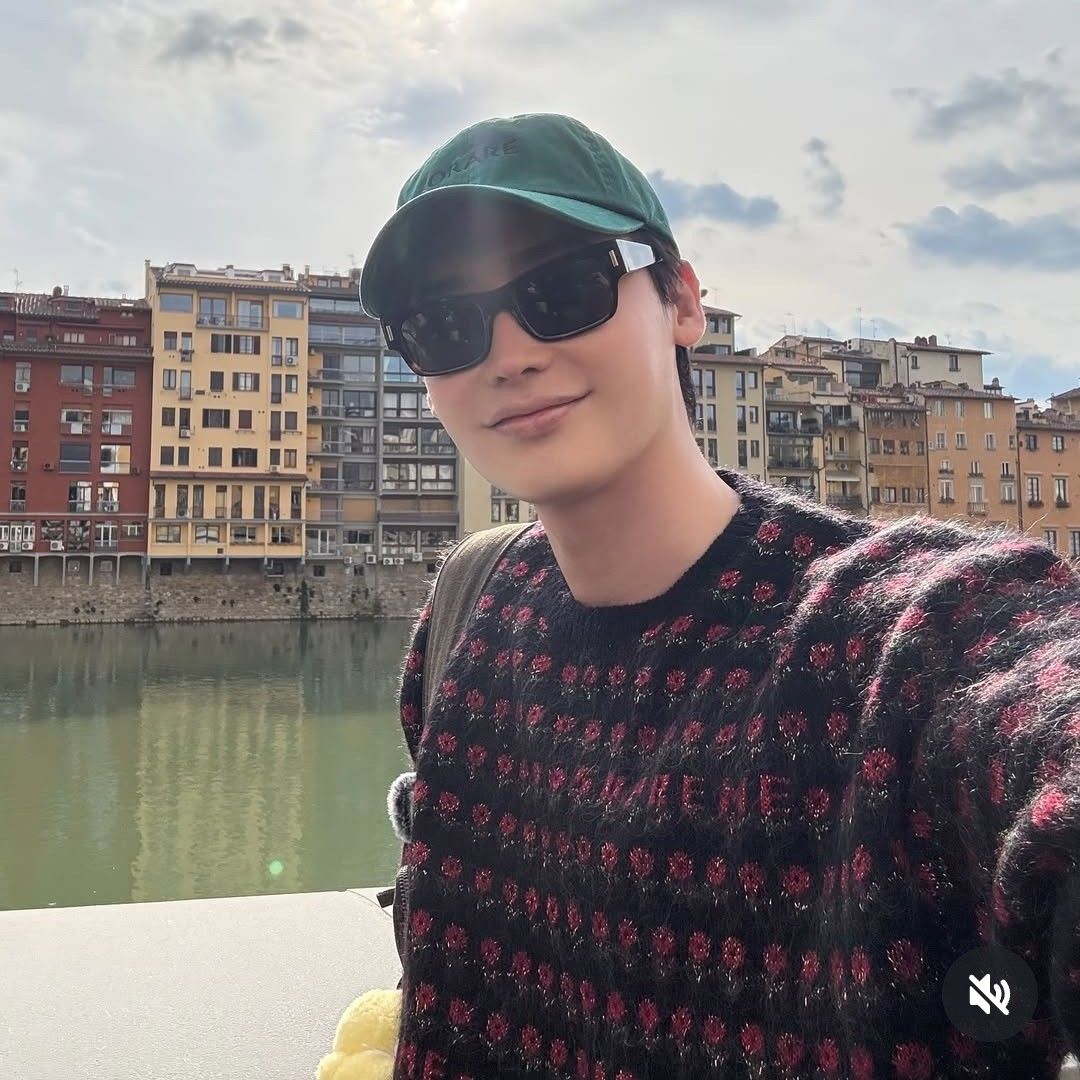 李鍾碩的最新照片