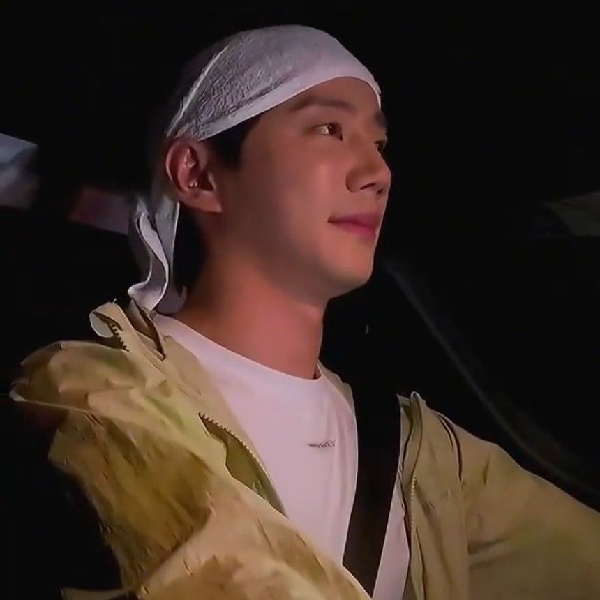 Latest photo of Lee Junyoung