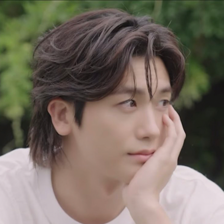 Recent activity shot of Park Hyungsik
