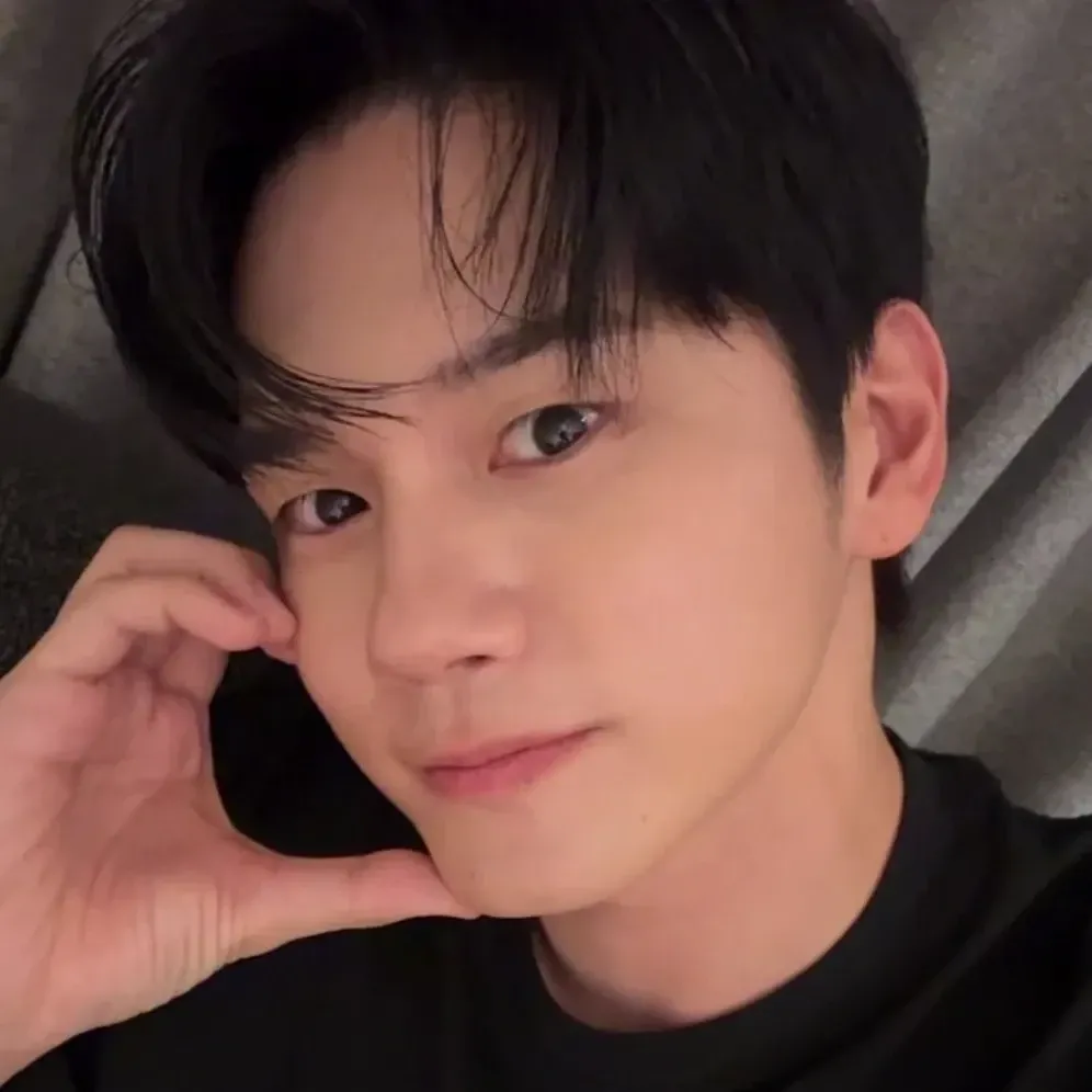 Momen yang diabadikan oleh penggemar Ong Seongwu
