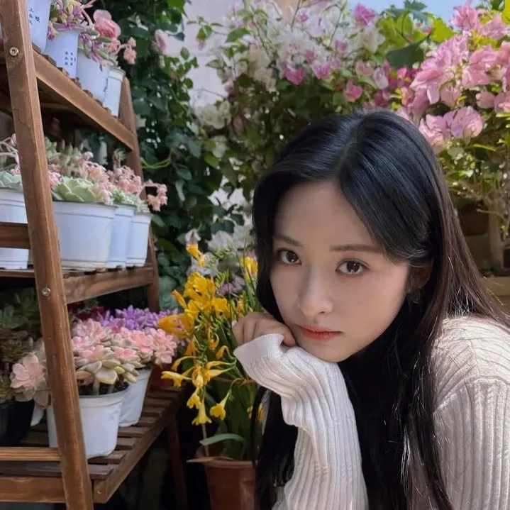 Recent activity shot of Shen Yue
