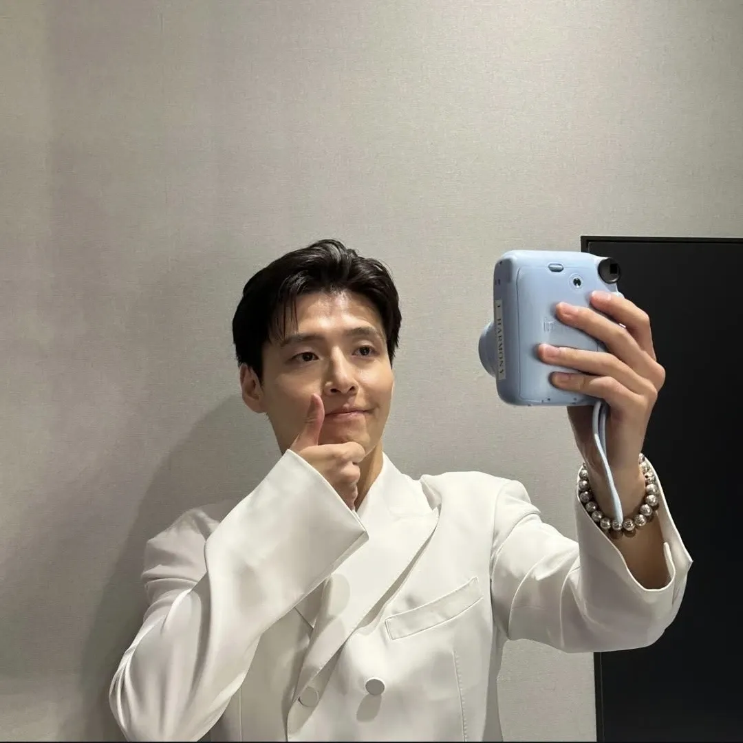 Recent activity shot of Kang Haneul