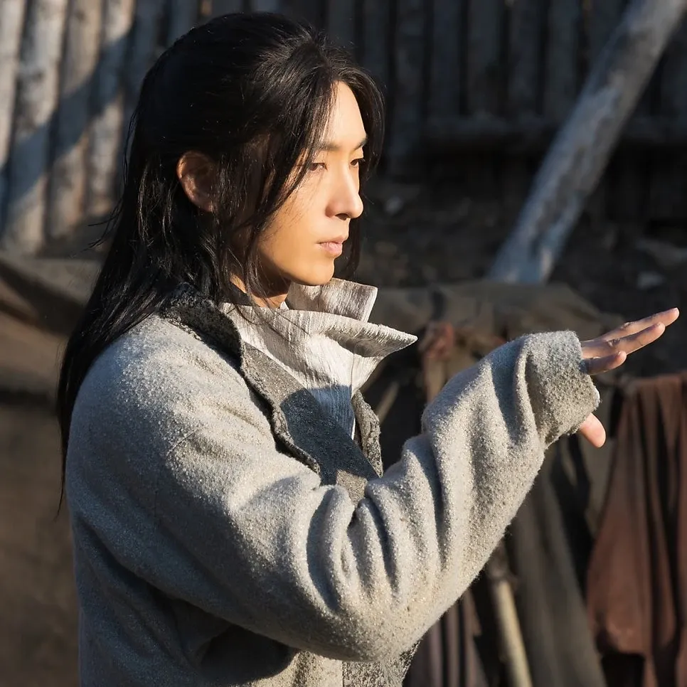 이준기 최근 활동샷
