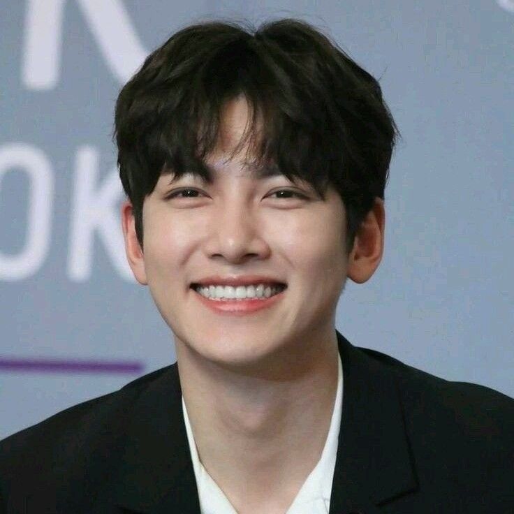 지창욱 최근 활동샷