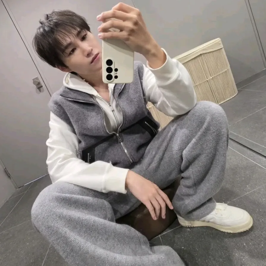 김희재의 최신 사진