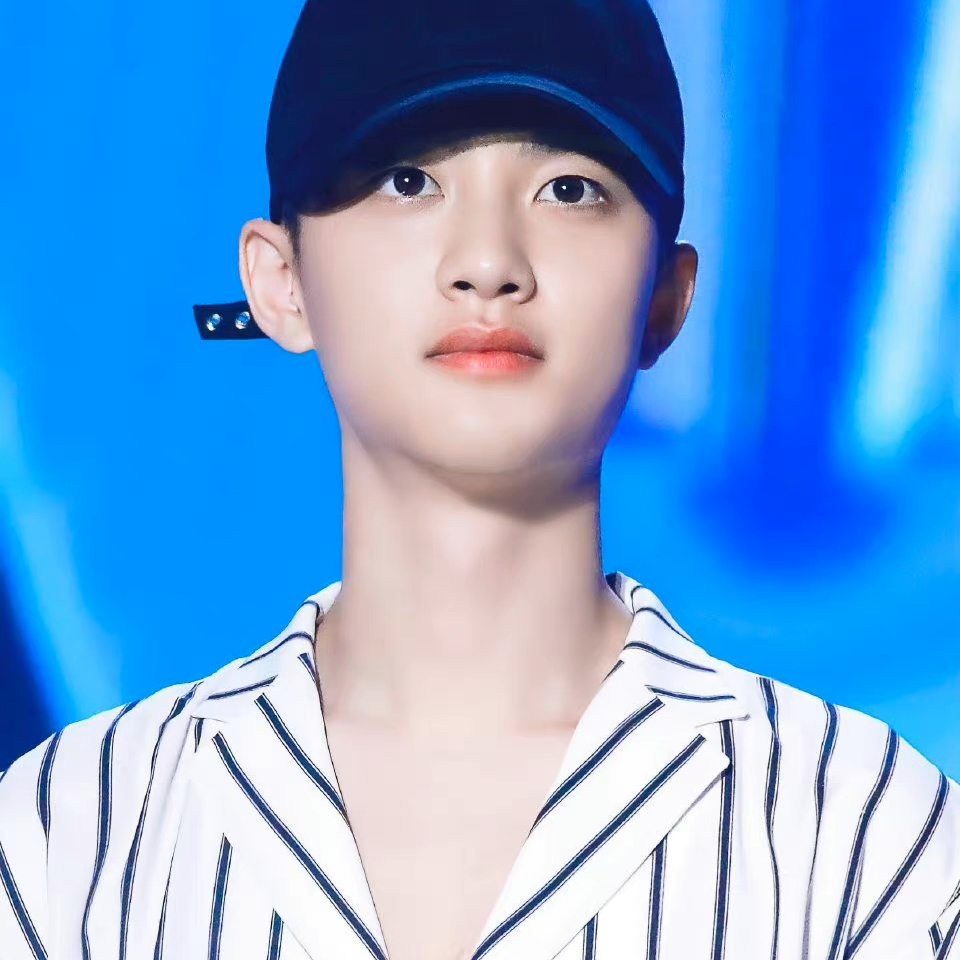 도경수 (디오) 최근 활동샷