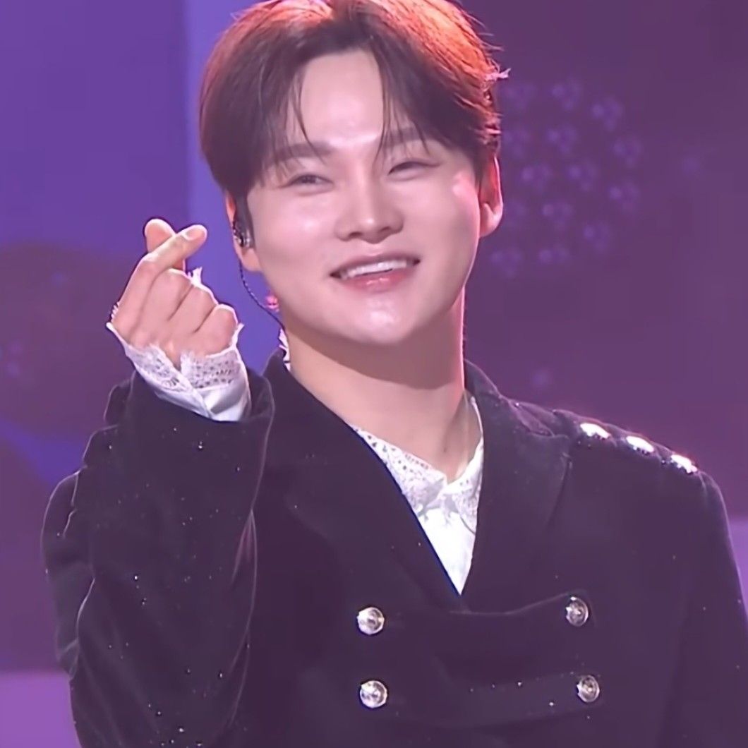 박서진 최근 활동샷