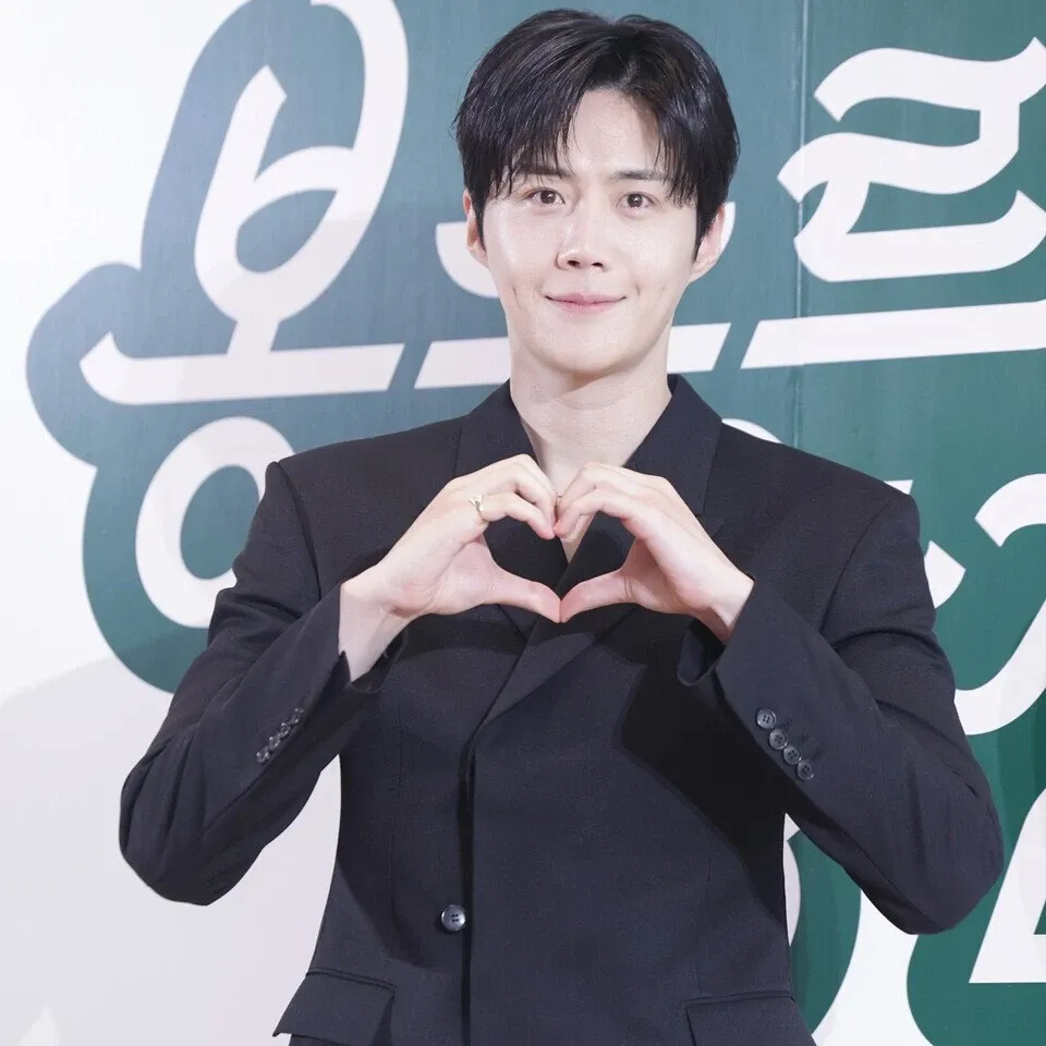 Foto kegiatan terbaru dari Kim Seonho