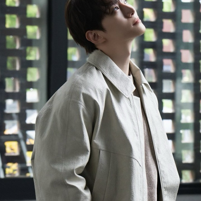 Foto terbaru dari Lee Junho