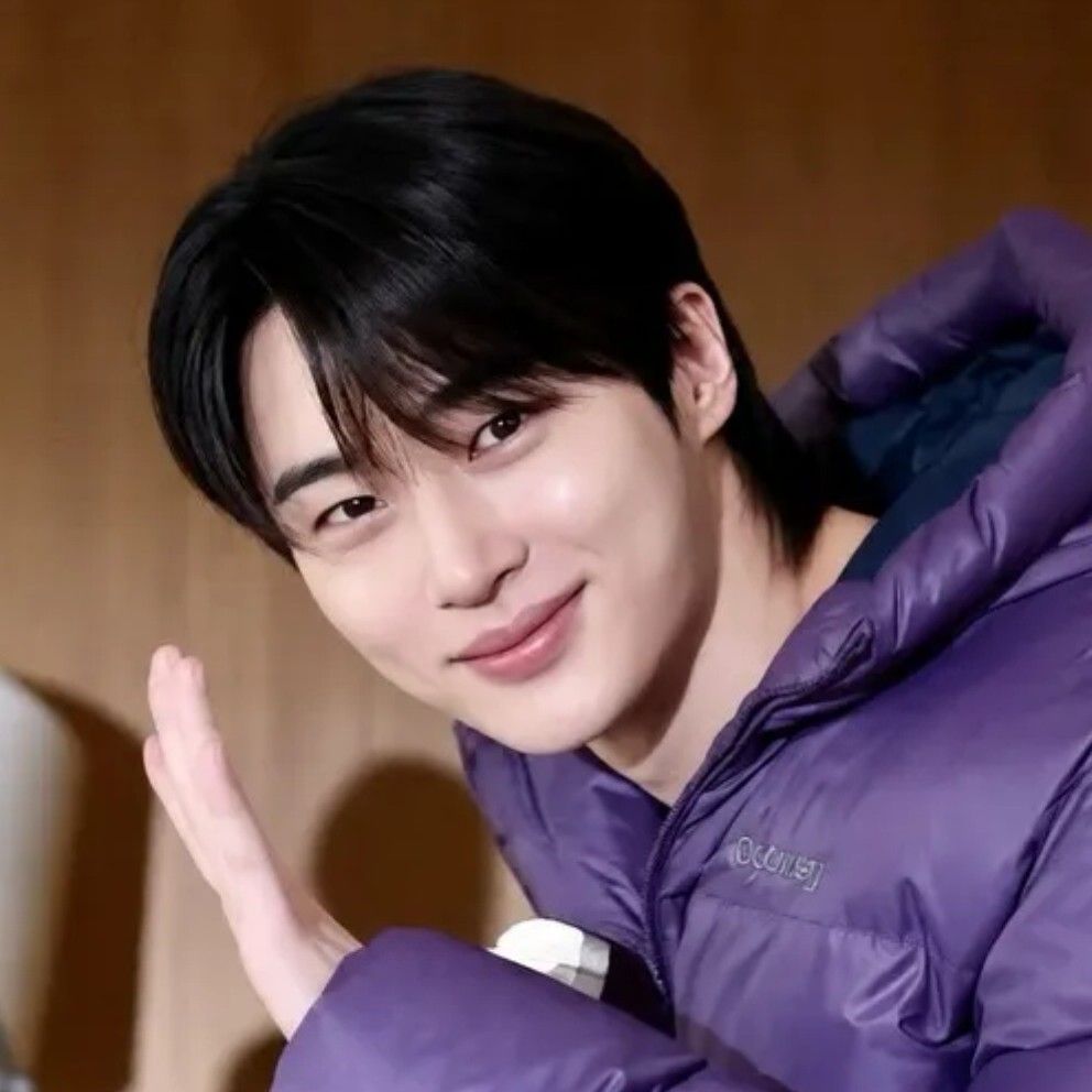 A moment captured by a fan of Byeon Wooseok