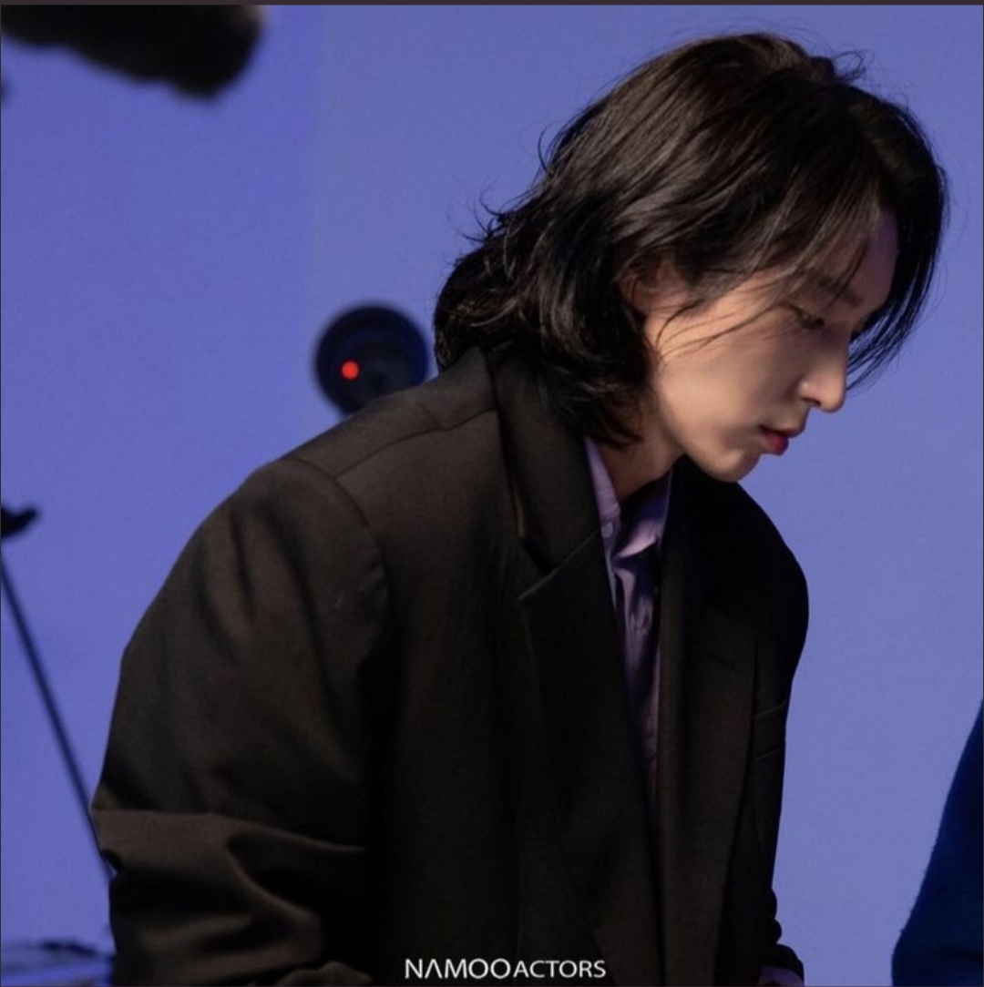 Latest photo of Lee Joongi