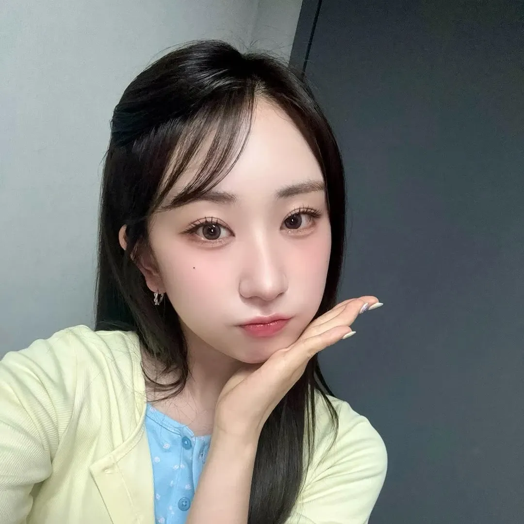 Foto terbaru dari Jeon Yujin