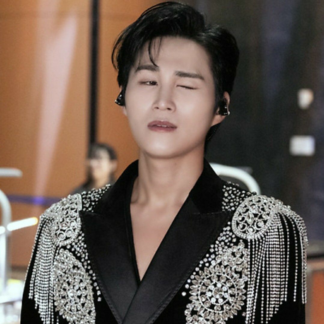 金熙栽的最新照片