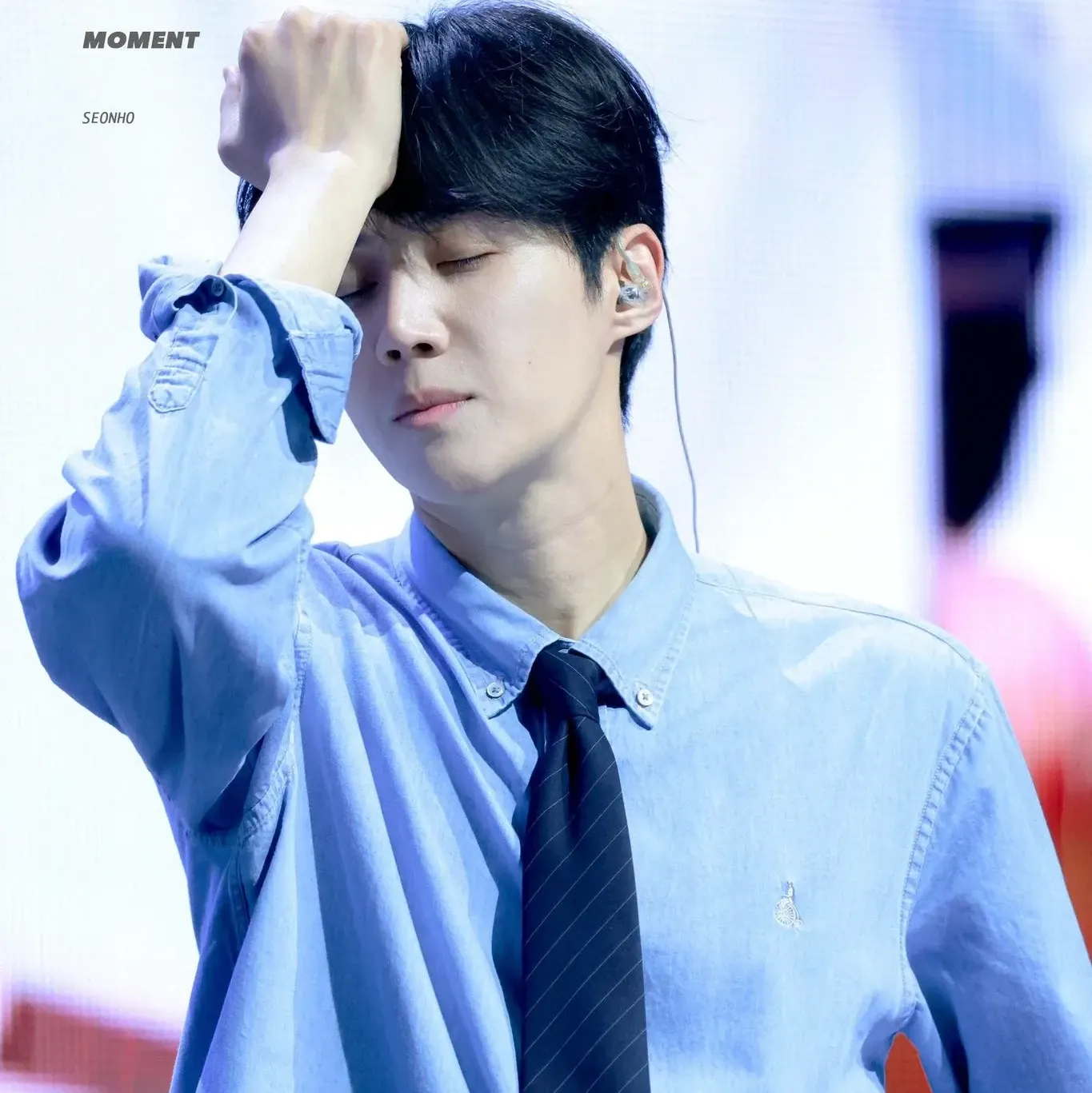 A moment captured by a fan of Kim Seonho