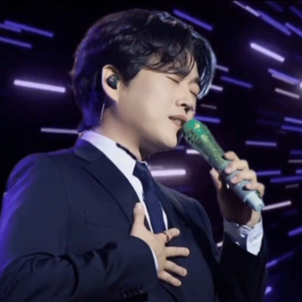 Behind-the-scenes cut of Hwang Youngwoong