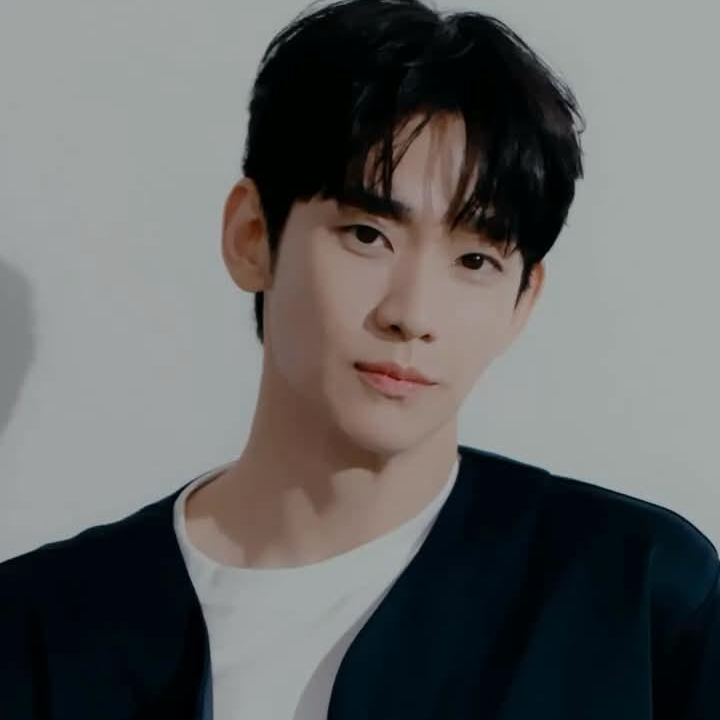 Latest photo of Kim Soohyun