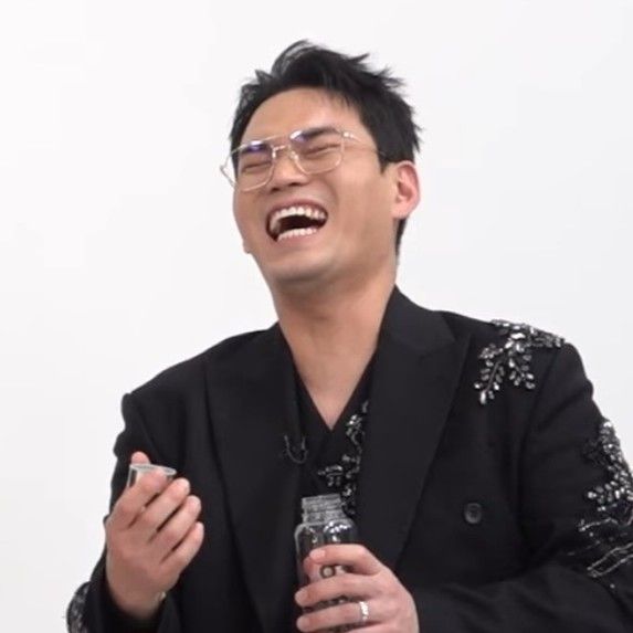 A moment captured by a fan of Cheonrokdam