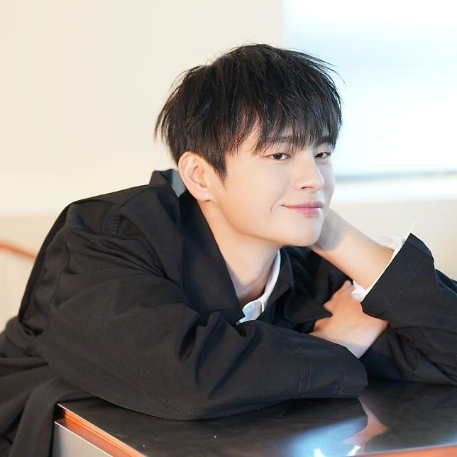 Cuplikan di balik layar dari Seo Inguk