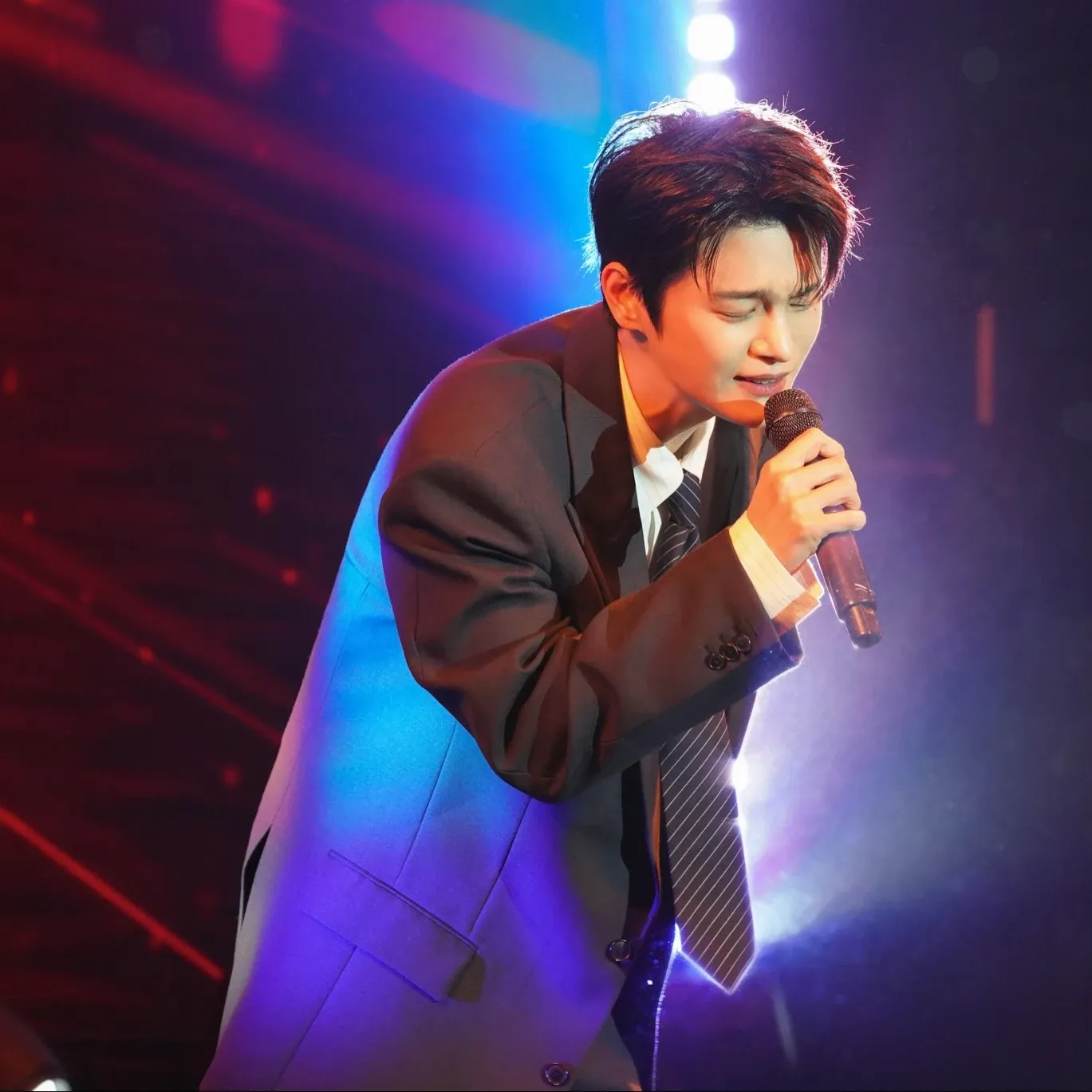 A moment captured by a fan of Seo Inguk