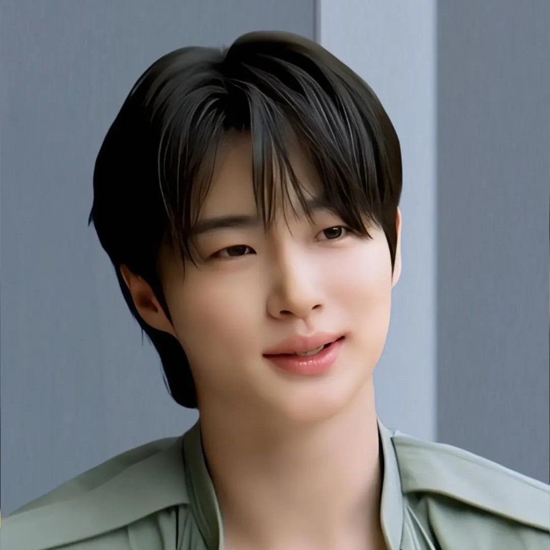 Latest photo of Byeon Wooseok