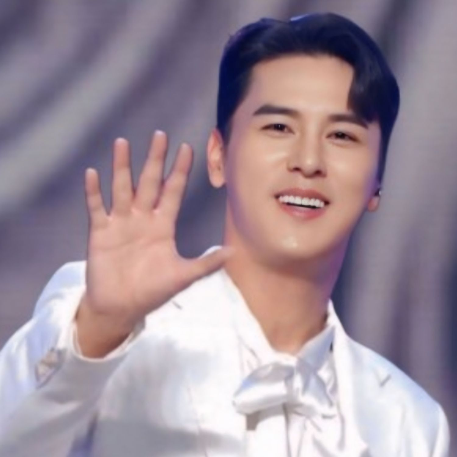 チャン・ミンホの最近の活動ショット