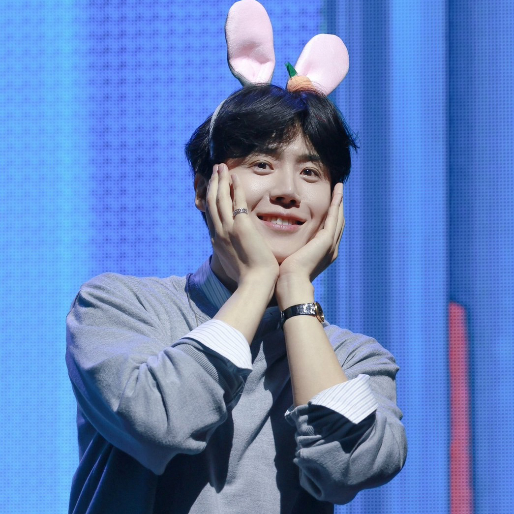 Behind-the-scenes cut of Kim Seonho
