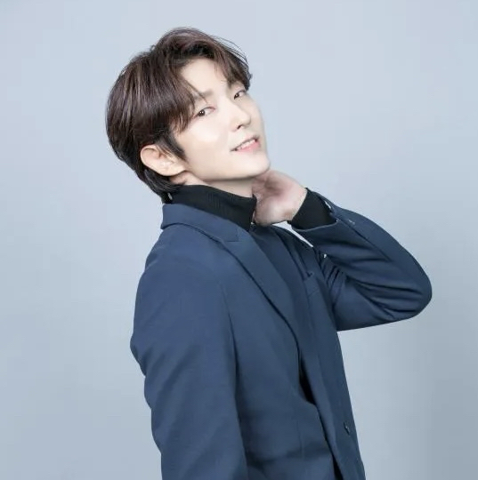 Recent activity shot of Lee Joongi