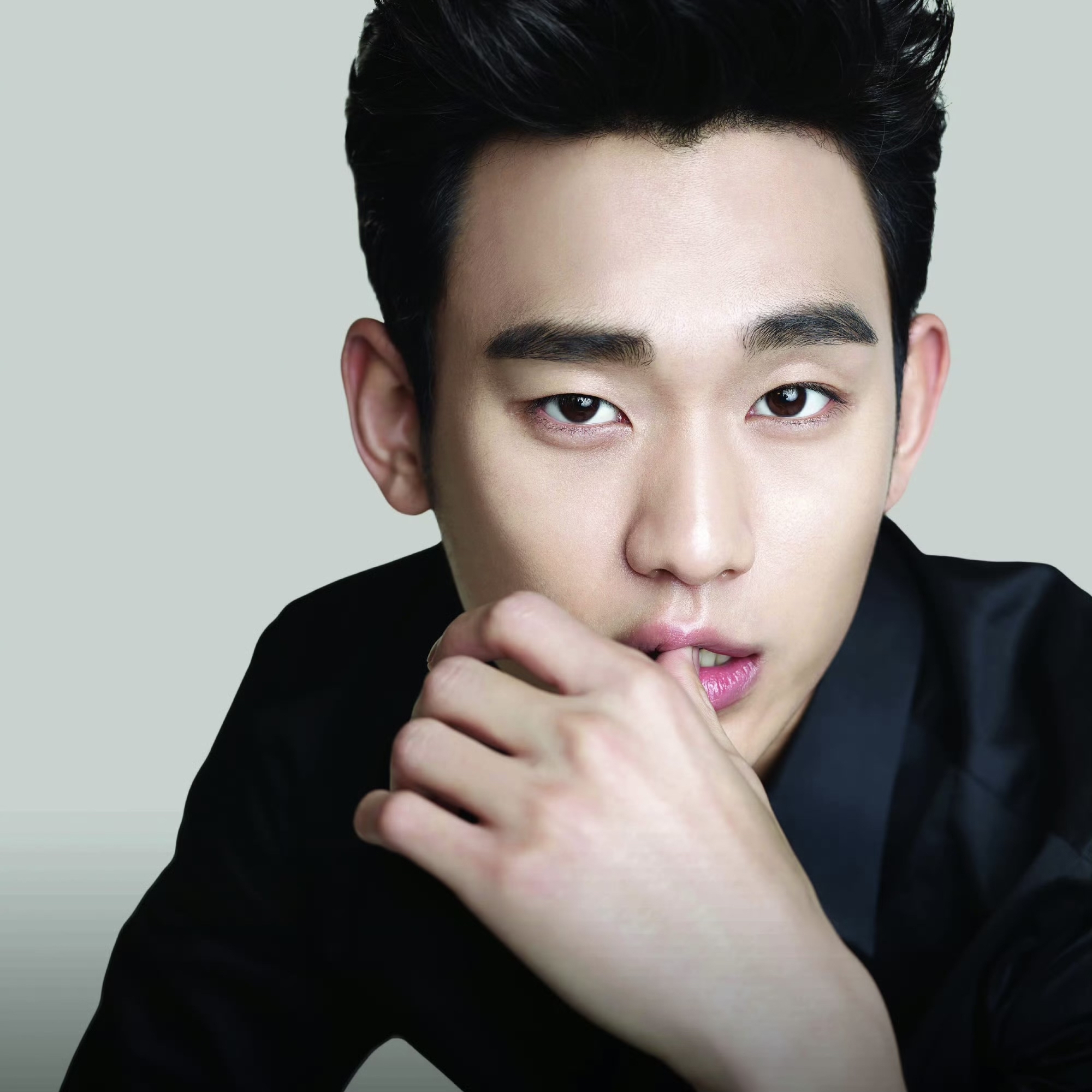A moment captured by a fan of Kim Soohyun