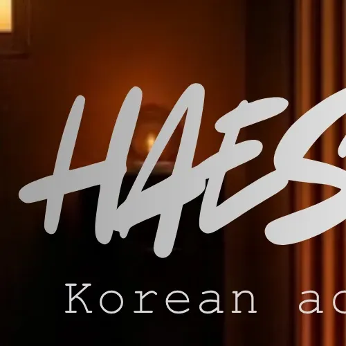 Behind-the-scenes cut of Shin Haesun