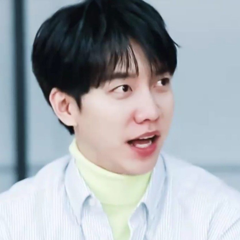 Foto terbaru dari Lee Seunggi