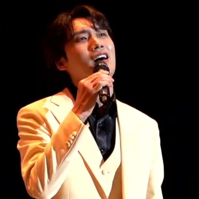 Behind-the-scenes cut of Choi Woojin