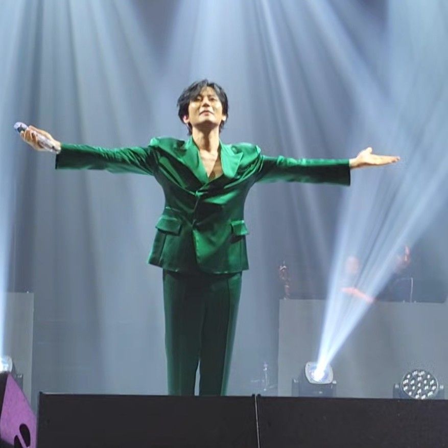 Behind-the-scenes cut of Kang Moonkyung