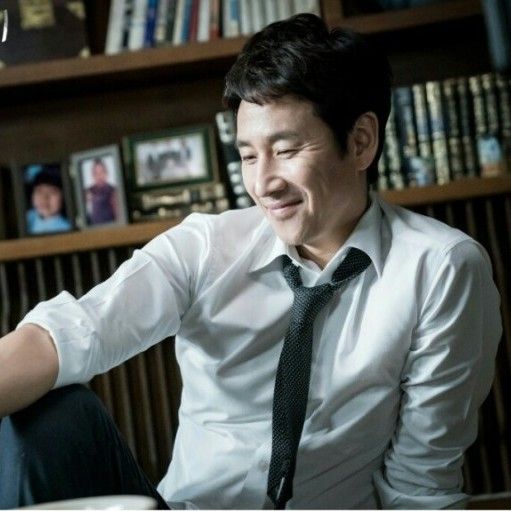 Recent activity shot of Lee Sunkyun