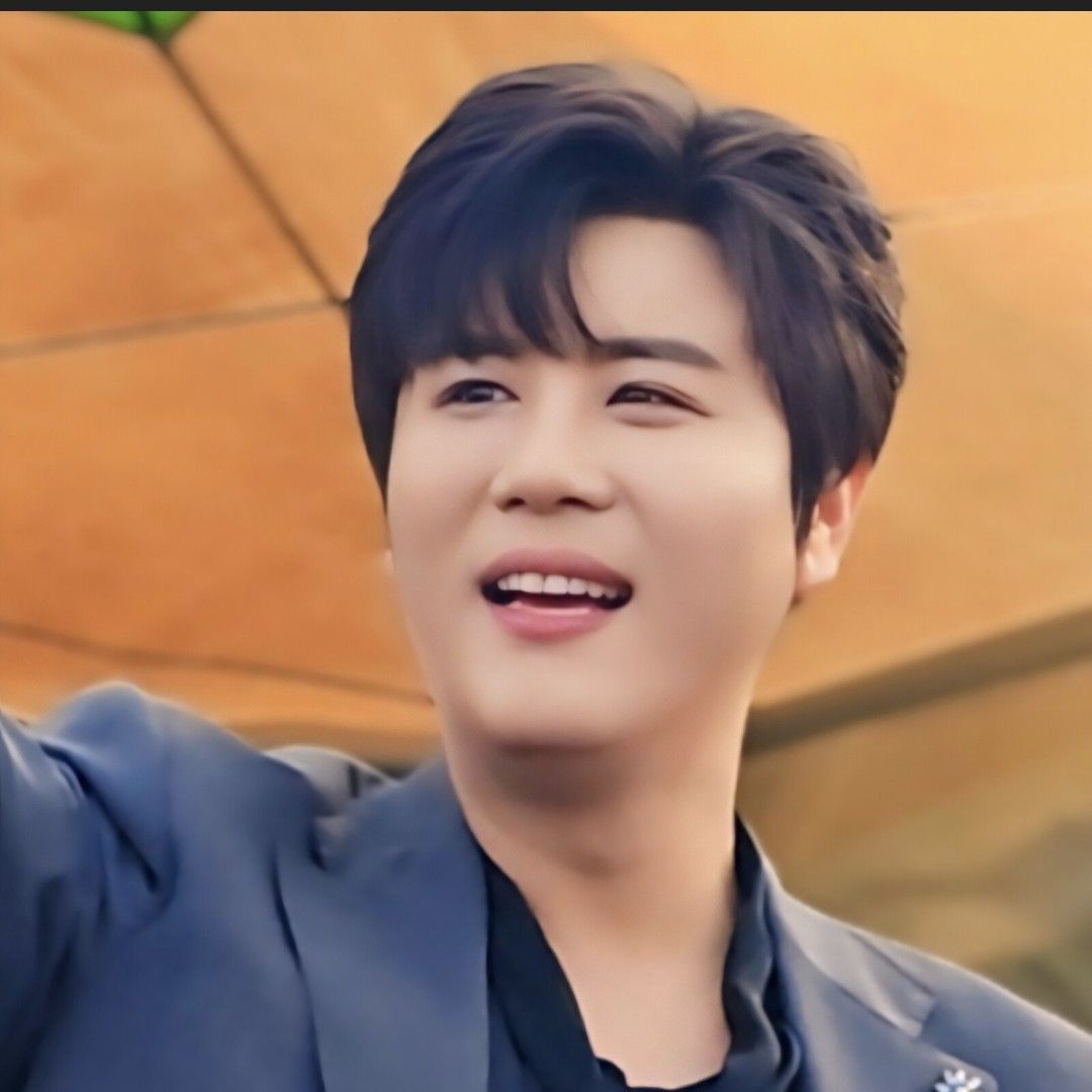 진해성의 비하인드 컷