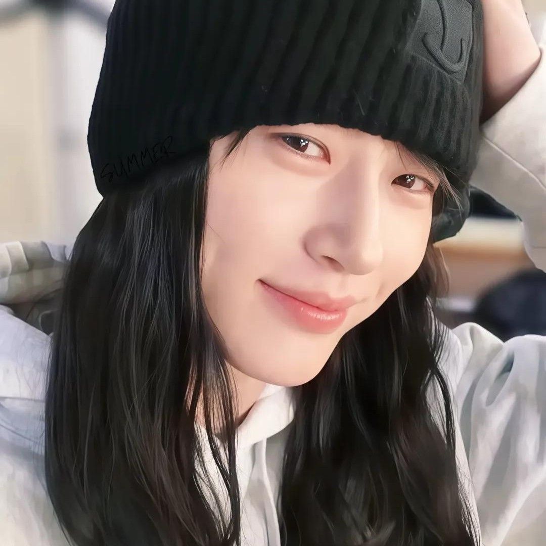 Recent activity shot of Byeon Wooseok