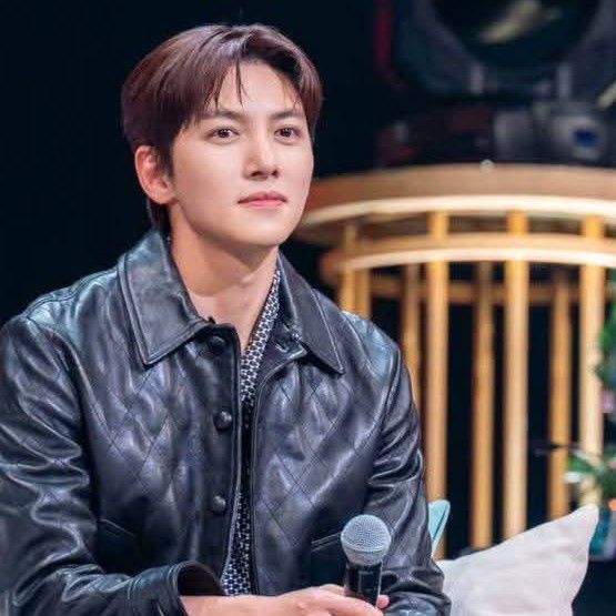 지창욱의 최신 사진