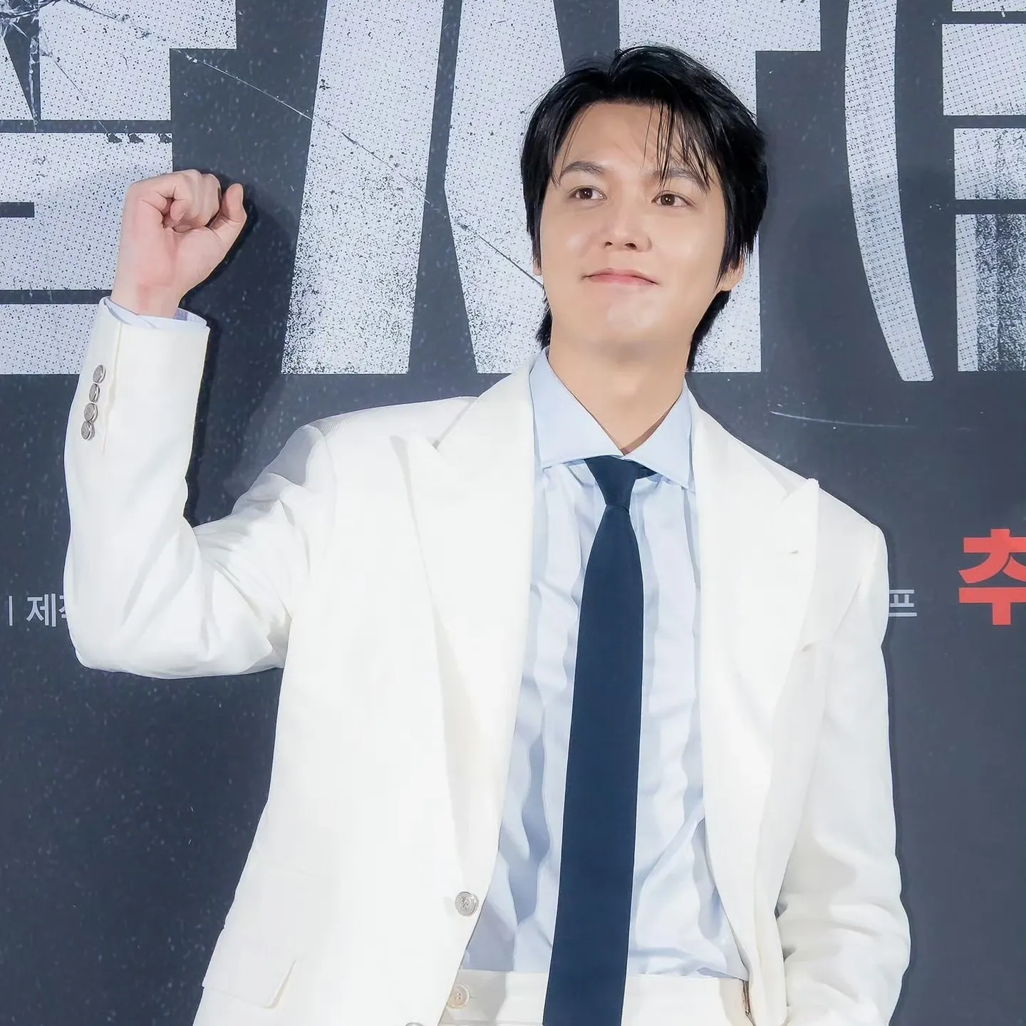 Behind-the-scenes cut of Lee Minho