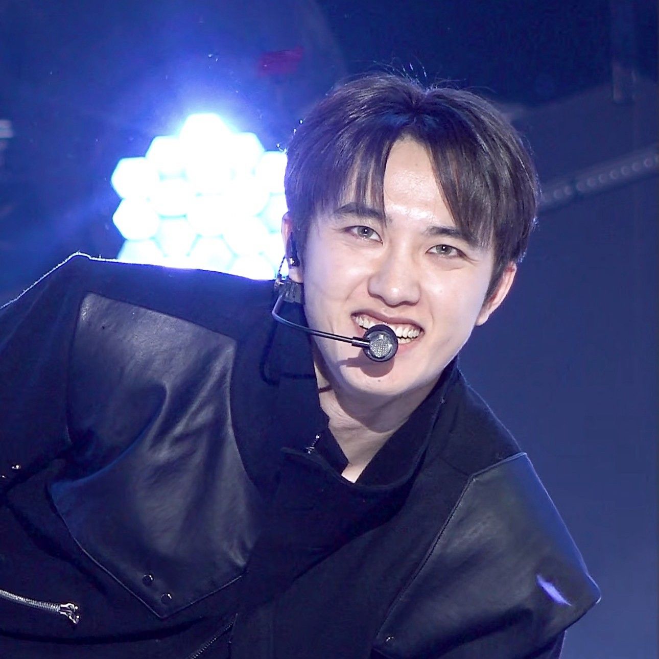 都暻秀 (D.O.)的幕后花絮