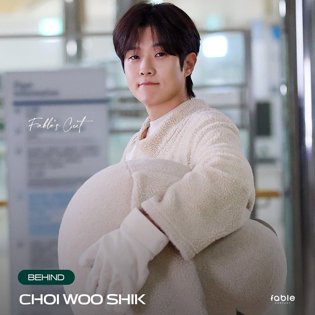 A moment captured by a fan of Choi Wooshik