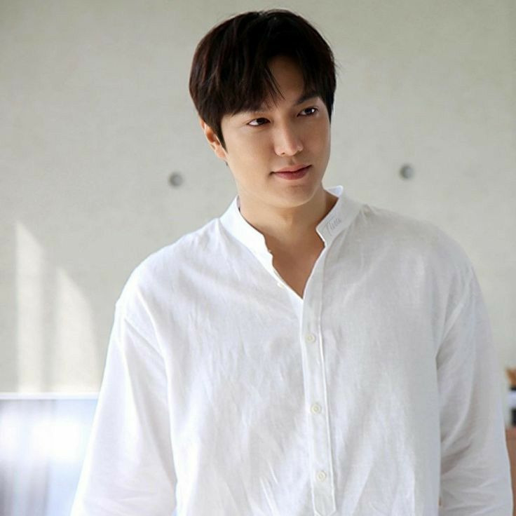 Behind-the-scenes cut of Lee Minho