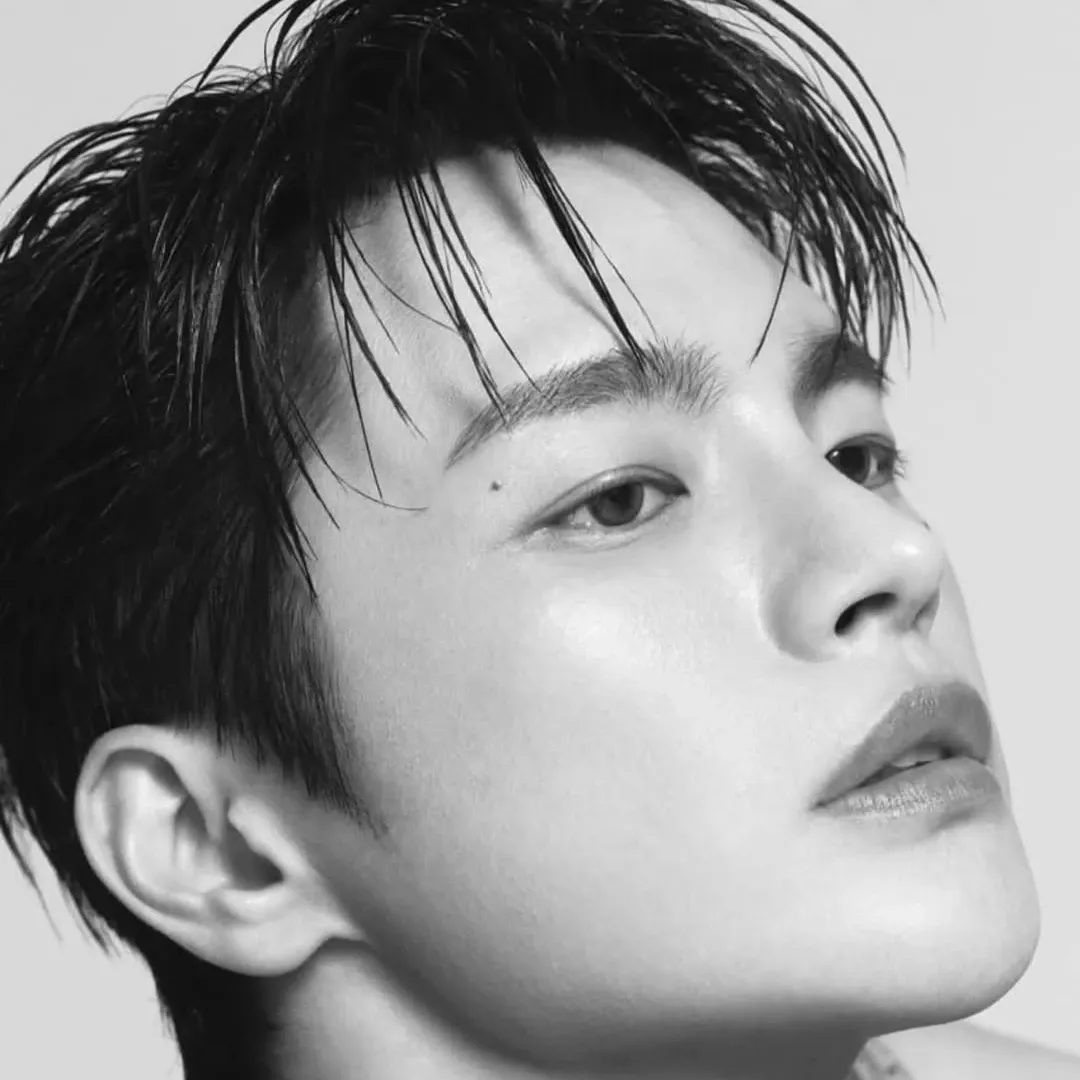 Recent activity shot of Seo Inguk