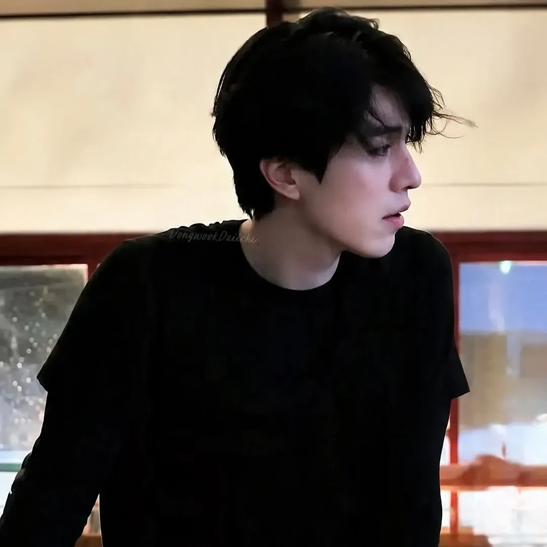 Latest photo of Lee Dongwook