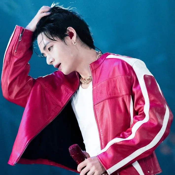 Latest photo of Kim Taehyung (V)