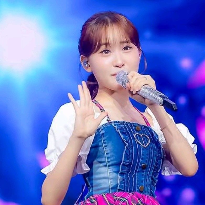 粉丝拍下的金多贤瞬间