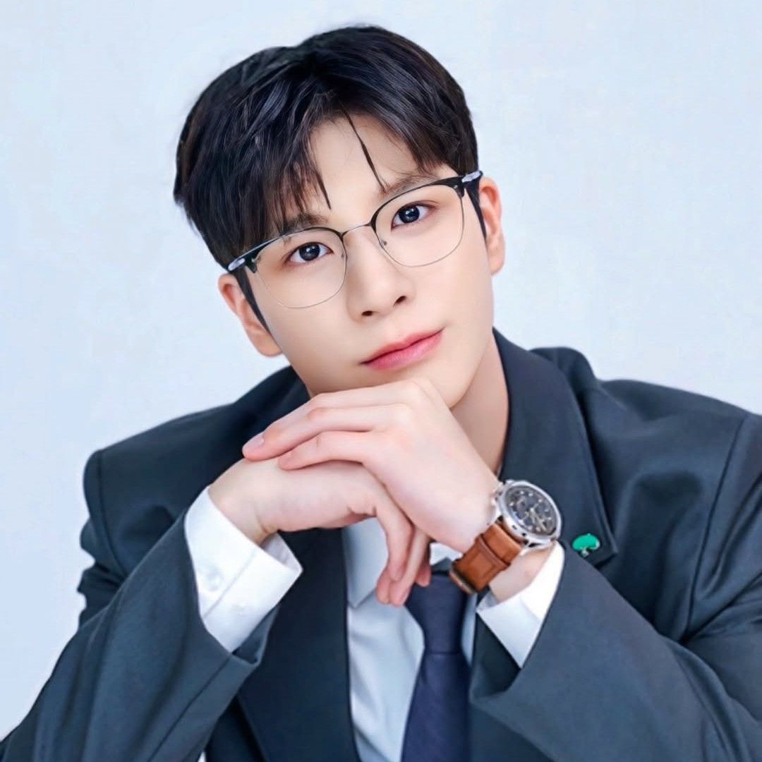 チョン・ドンウォンの最近の活動ショット