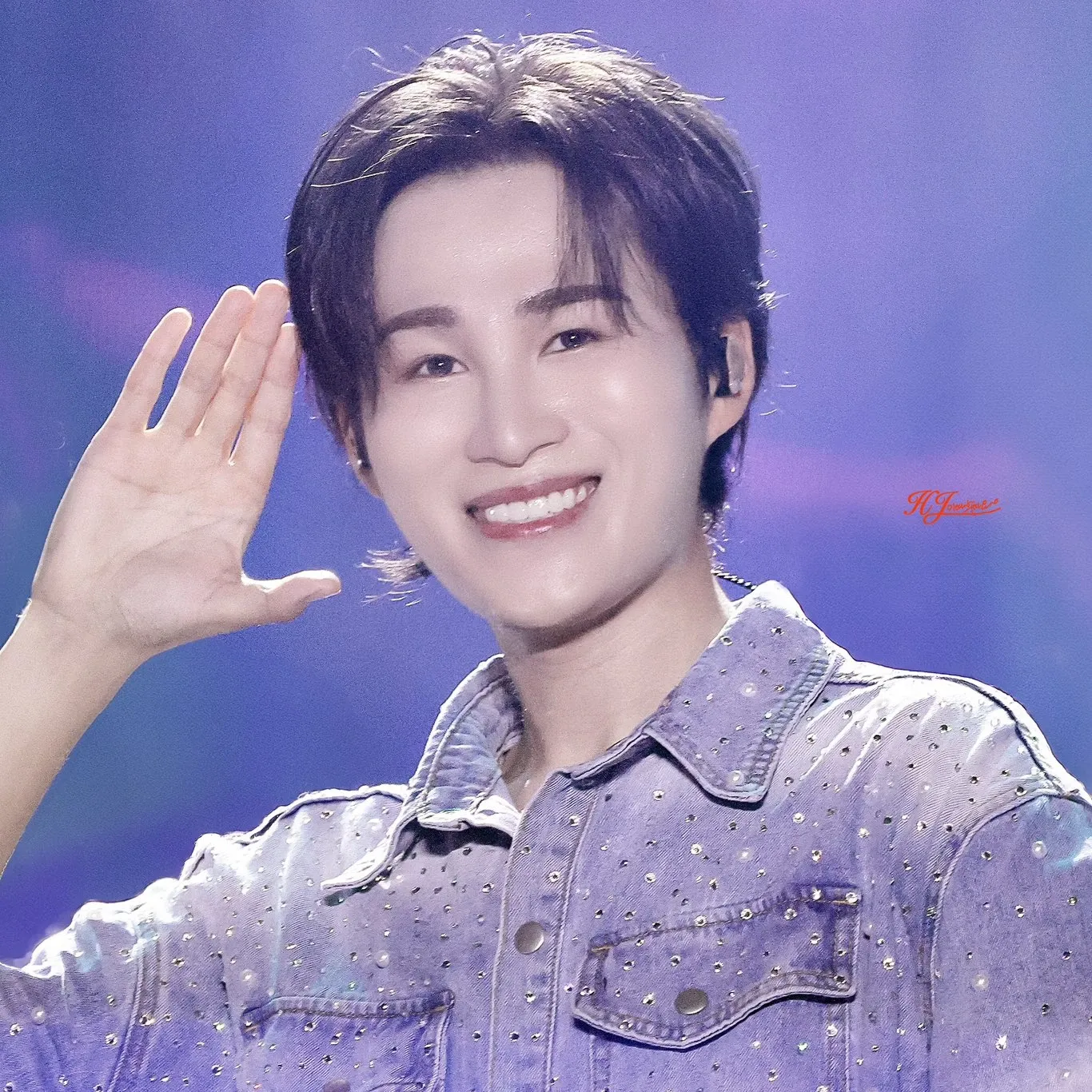 金熙栽的最新照片