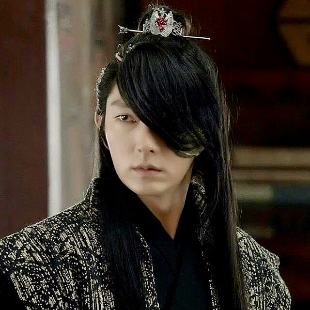 Latest photo of Lee Joongi